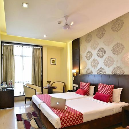 Hotel Surya Plaza Кота Екстер'єр фото
