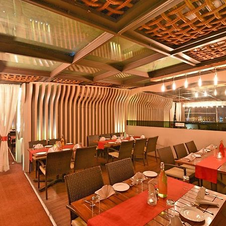 Hotel Surya Plaza Кота Екстер'єр фото