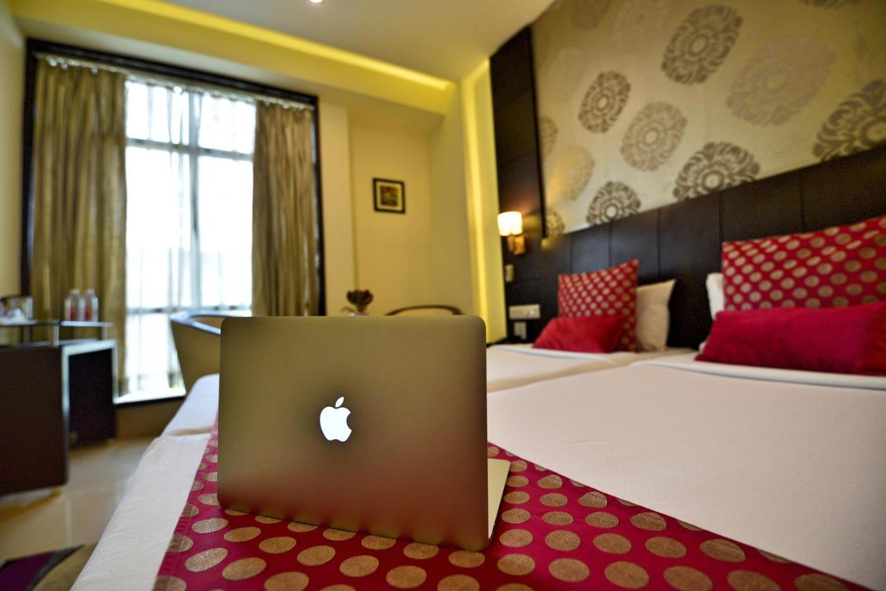 Hotel Surya Plaza Кота Екстер'єр фото