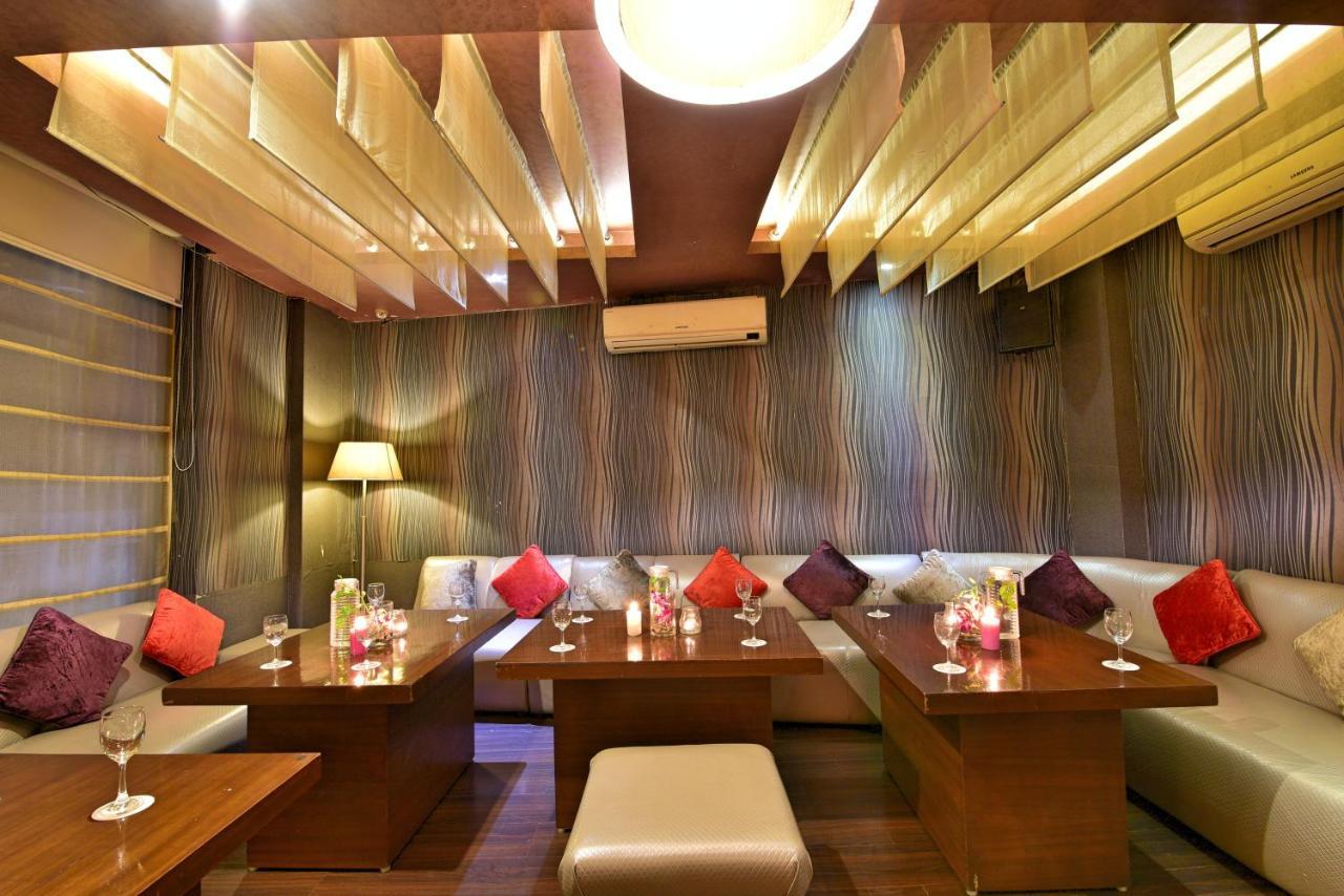 Hotel Surya Plaza Кота Екстер'єр фото