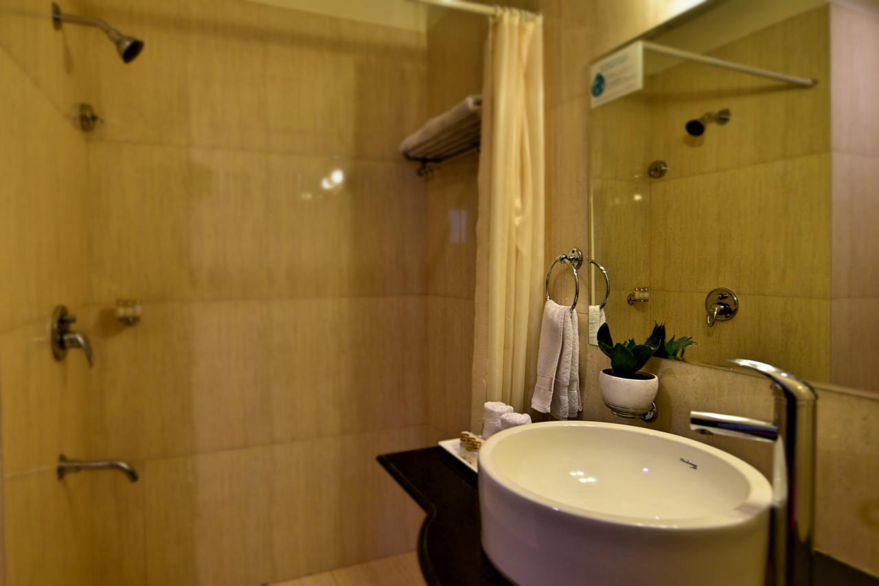 Hotel Surya Plaza Кота Екстер'єр фото