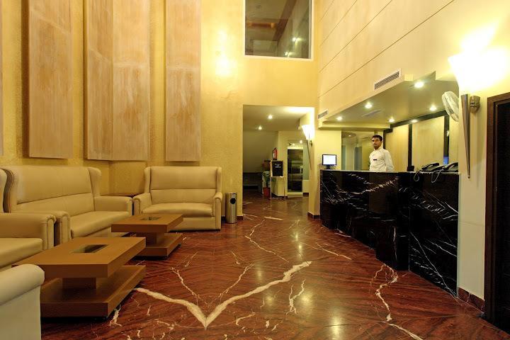 Hotel Surya Plaza Кота Екстер'єр фото